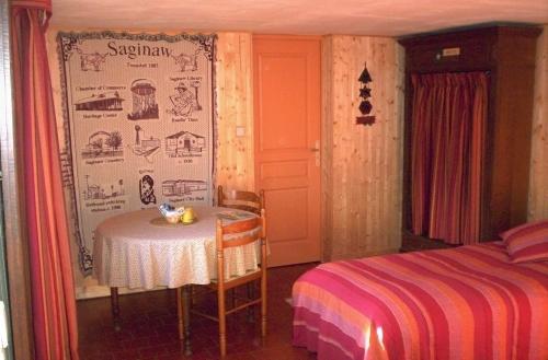 مبيت وإفطار Mardilly Manoir Du Val Harangt الغرفة الصورة